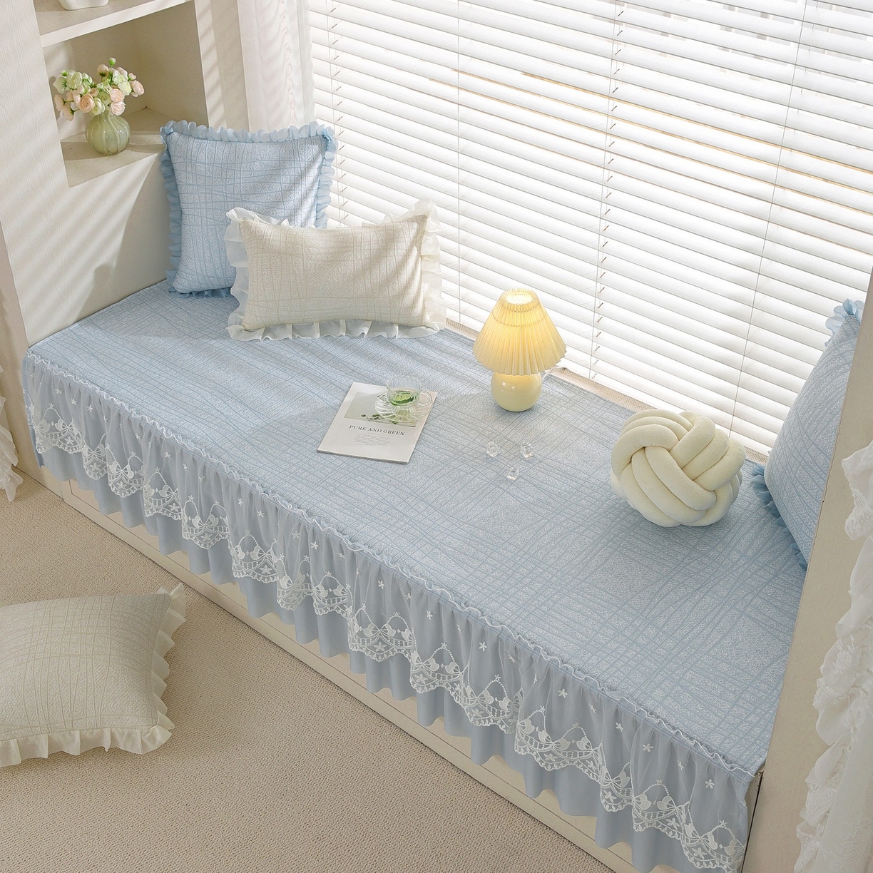 91家纺网 家纺一手货源 找家纺 共鸣沙发垫 2026新款冰豆条纹飘窗垫系列 冰豆条纹蓝色