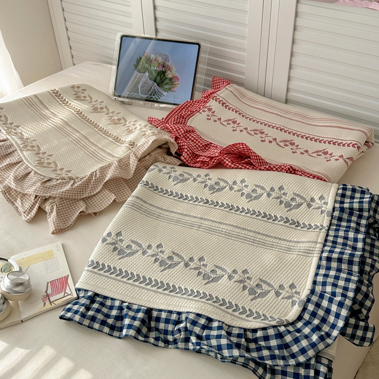 91家纺网 家纺一手货源 找家纺 （总）桃子家居 2026新款A类韩版全棉色织花边工艺提花PE凉感凉席席子凉席三件套系列