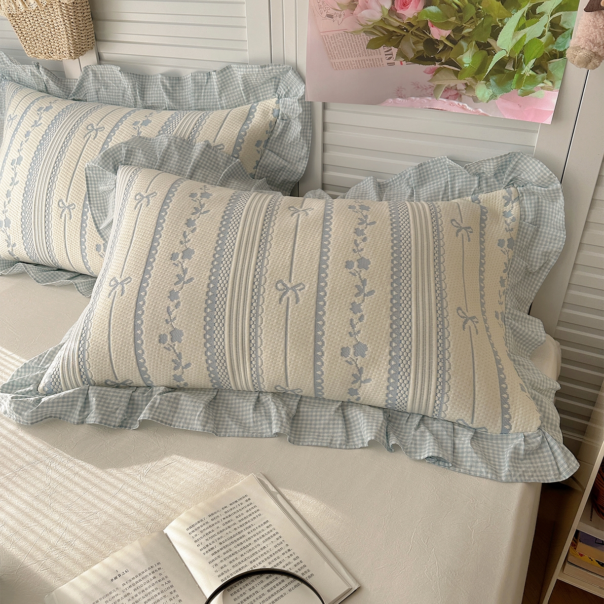 91家纺网 家纺一手货源 找家纺 桃子家居 2026新款A类韩版全棉色织花边工艺提花PE凉感凉席席子凉席三件套系列 PE花边席-采薇蓝