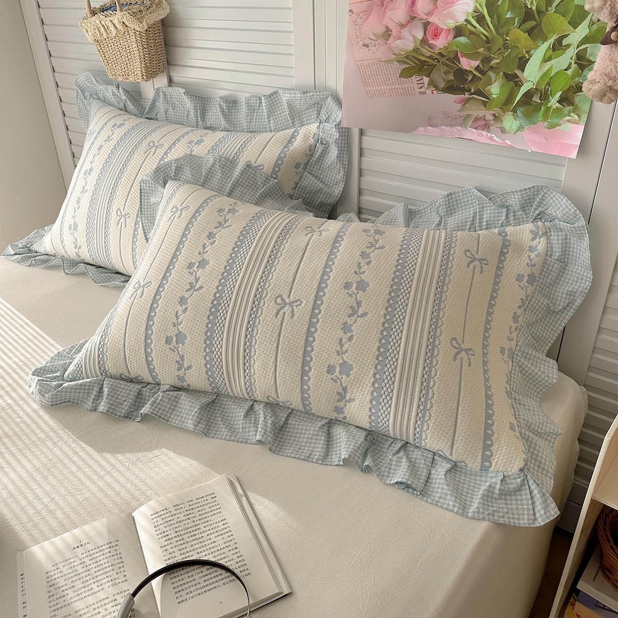 91家纺网 家纺一手货源 找家纺 桃子家居 2026新款A类韩版全棉色织花边工艺提花PE凉感凉席席子凉席三件套系列 PE花边席-采薇蓝