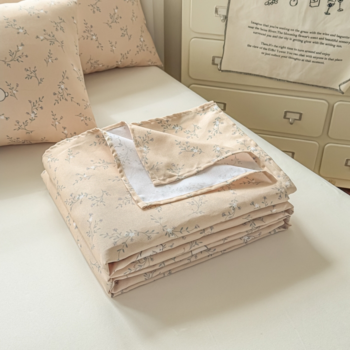 91家纺网 家纺一手货源 找家纺 爱彼家纺 2026新款热卖系列老粗布床单床单三件套凉席 林间小兔