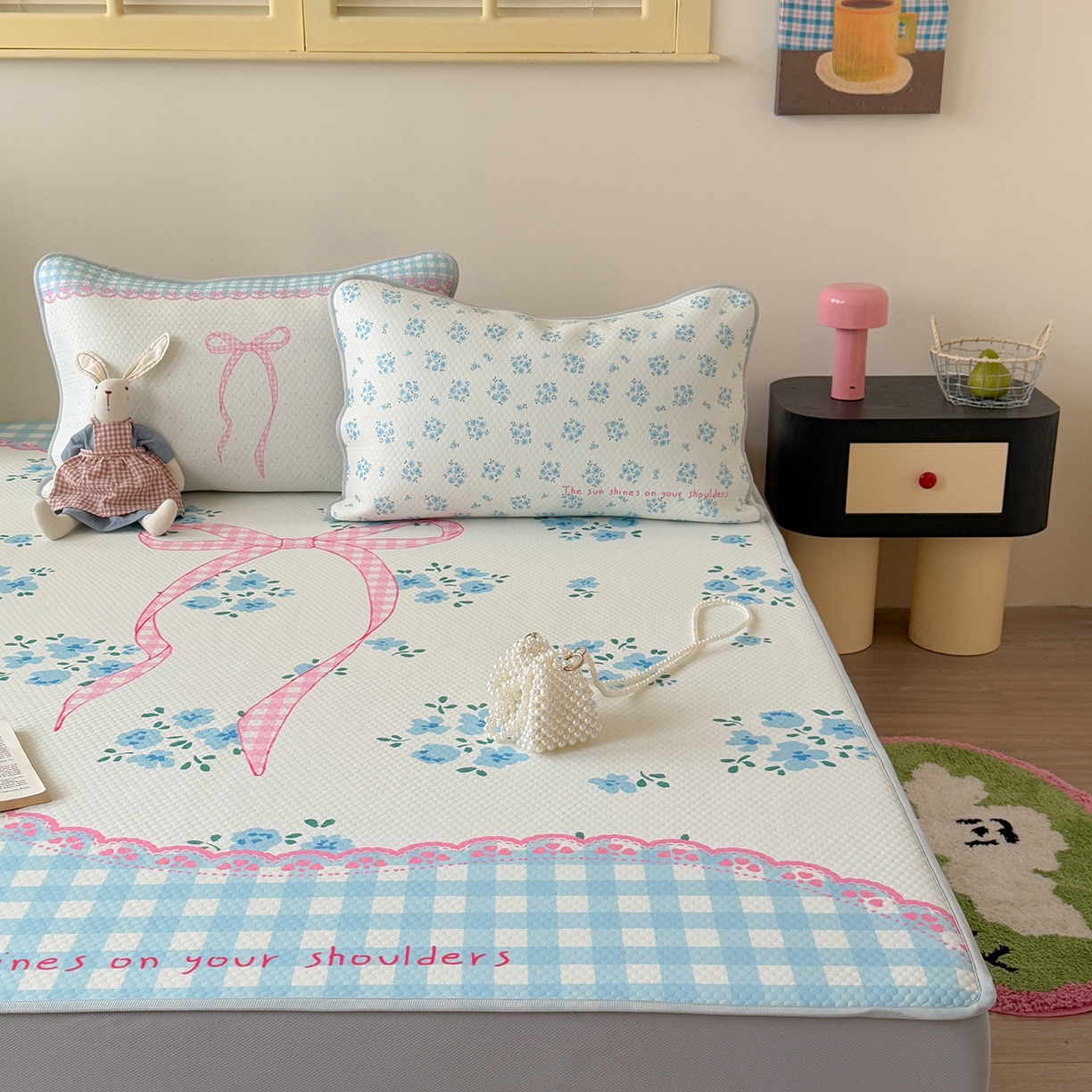 91家纺网 家纺一手货源 找家纺 Sweet dreams甜梦 2026新款A类数码印花凉感豆豆床笠款凉席--大版 花花蝴蝶结