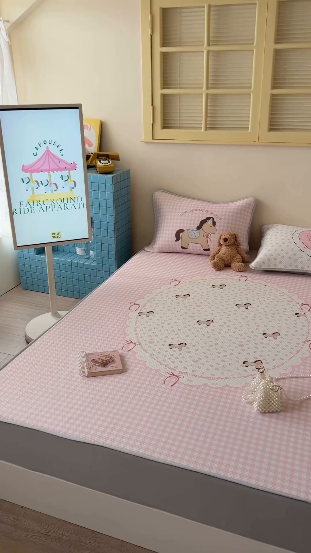 91家纺网 家纺一手货源 找家纺 Sweet dreams甜梦 2026新款A类数码印花凉感豆豆床笠款凉席--大版 爱心小马