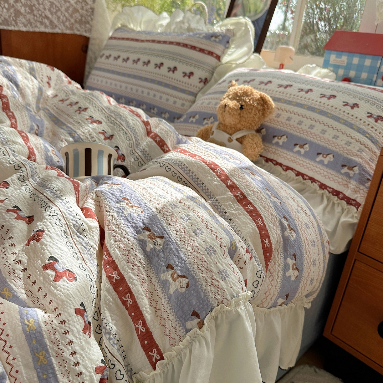 91家纺网 家纺一手货源 找家纺 （总）凯洛奇 2026新款公主风云感泡芙纱花边款四件套