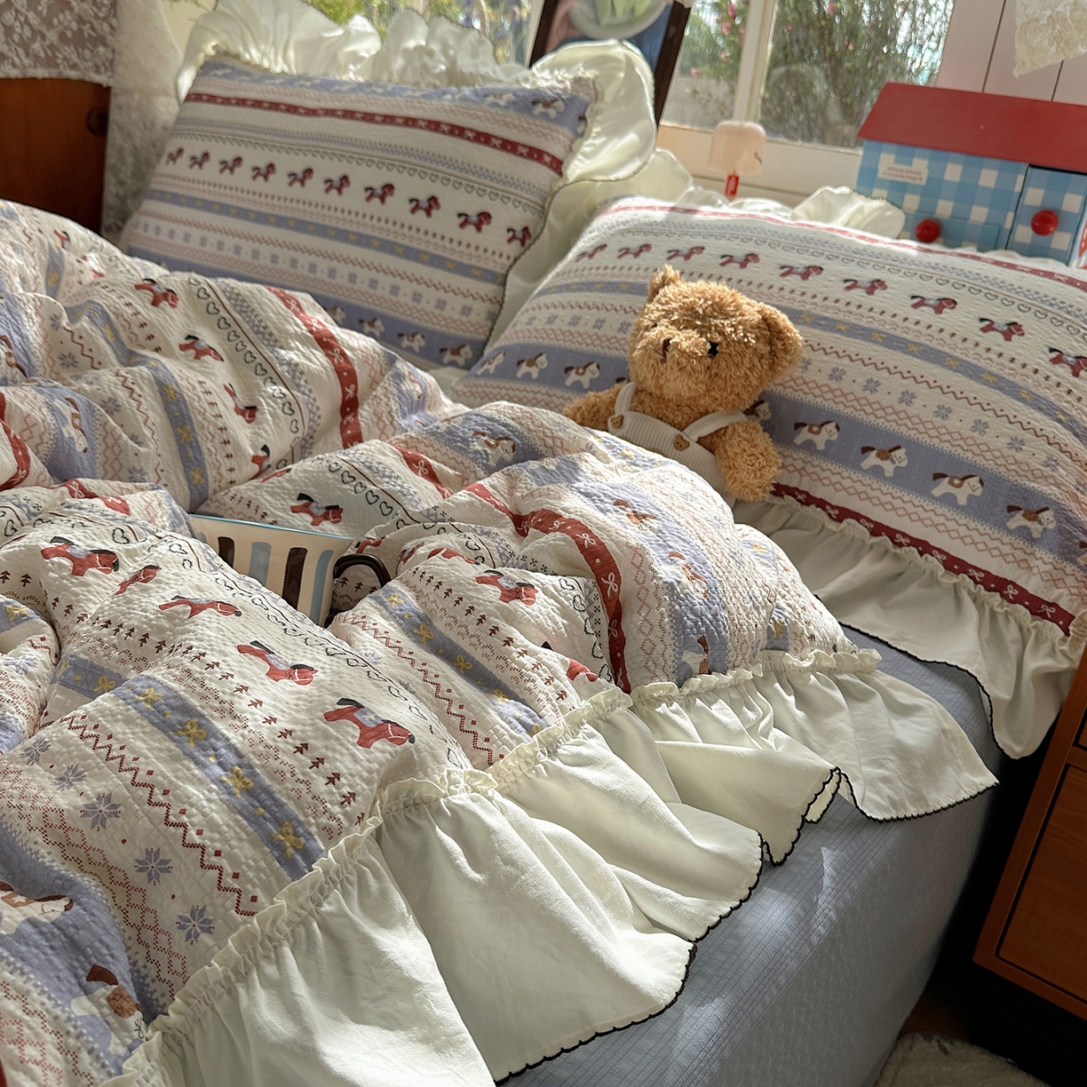 91家纺网 家纺一手货源 找家纺 （总）凯洛奇 2026新款公主风云感泡芙纱花边款四件套