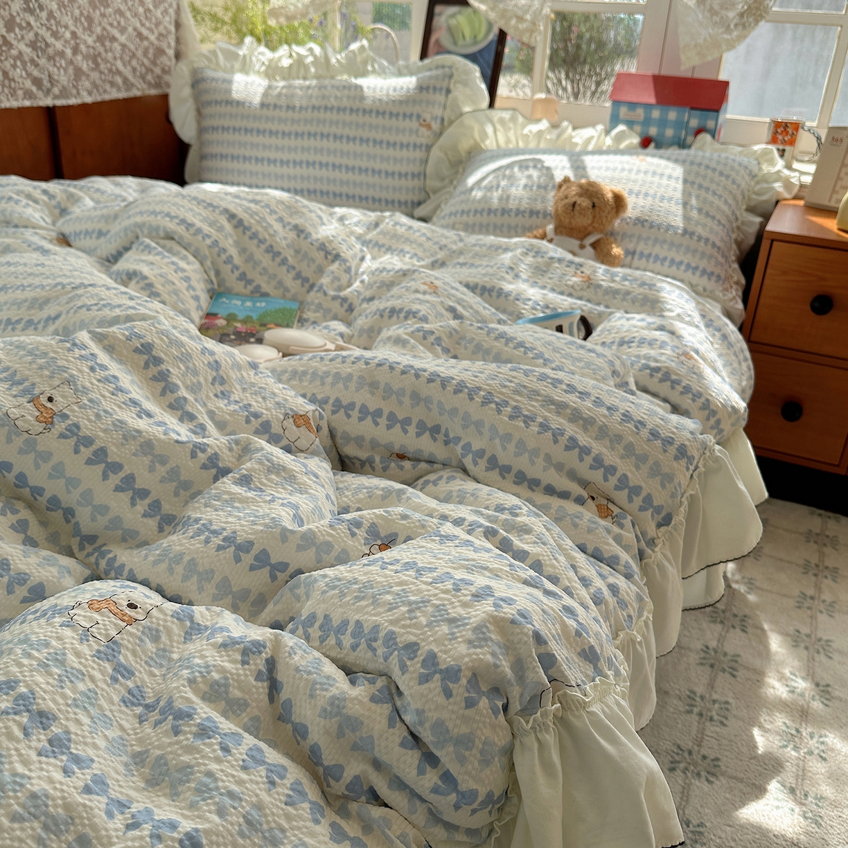 91家纺网 家纺一手货源 找家纺 凯洛奇 2026新款公主风云感泡芙纱花边款四件套 海盐蝶