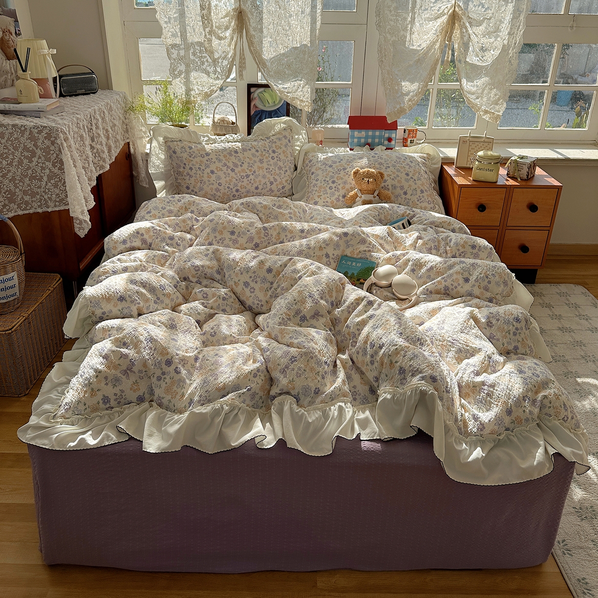 91家纺网 家纺一手货源 找家纺 凯洛奇 2026新款公主风云感泡芙纱花边款四件套 紫花语