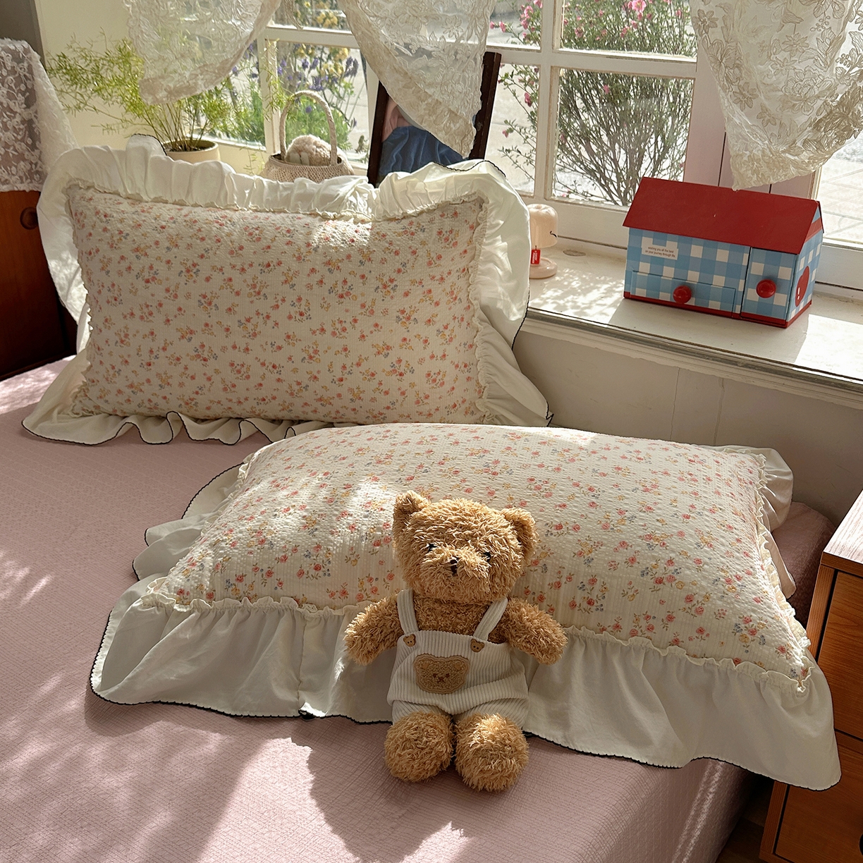 91家纺网 家纺一手货源 找家纺 凯洛奇 2026新款公主风云感泡芙纱花边款四件套 浅花谣