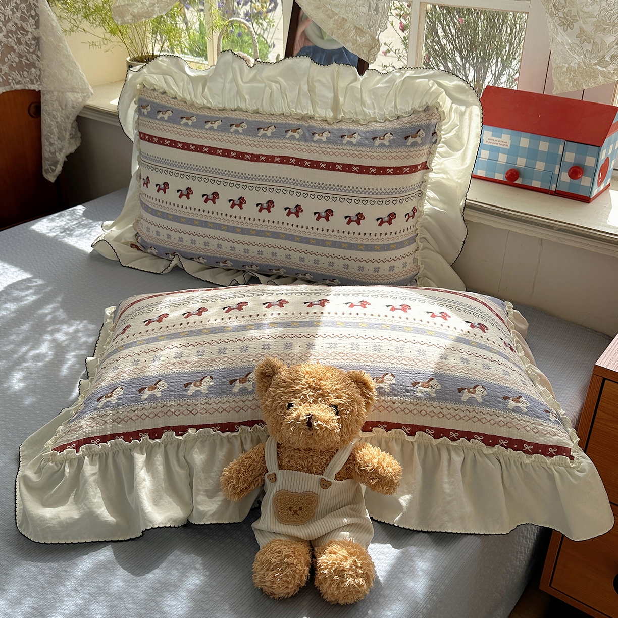 91家纺网 家纺一手货源 找家纺 凯洛奇 2026新款公主风云感泡芙纱花边款四件套 北欧小马