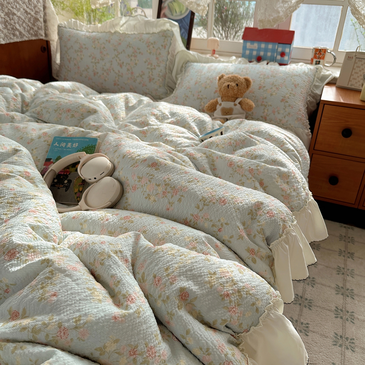 91家纺网 家纺一手货源 找家纺 凯洛奇 2026新款公主风云感泡芙纱花边款四件套 浅蓝花