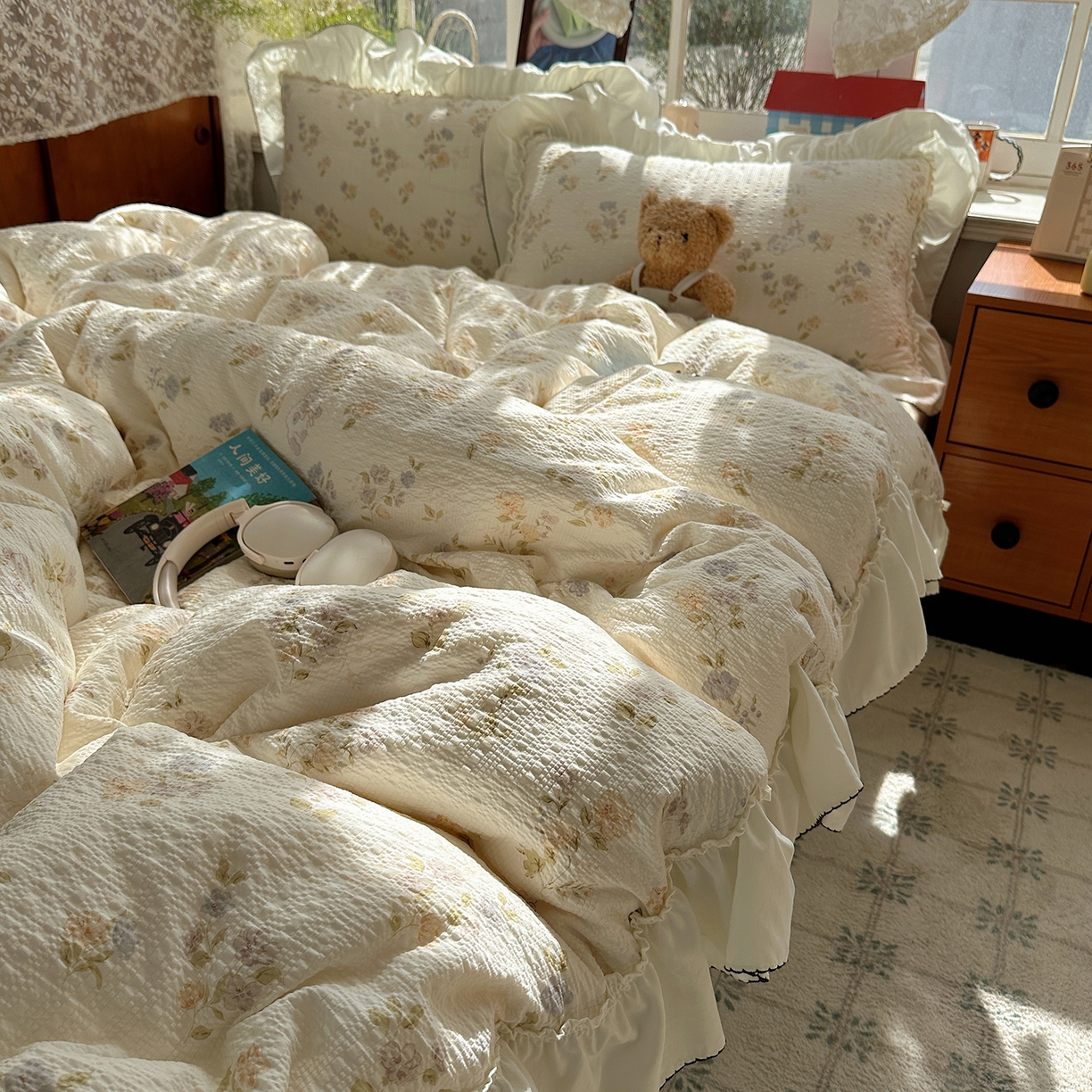 91家纺网 家纺一手货源 找家纺 凯洛奇 2026新款公主风云感泡芙纱花边款四件套 莫兰花