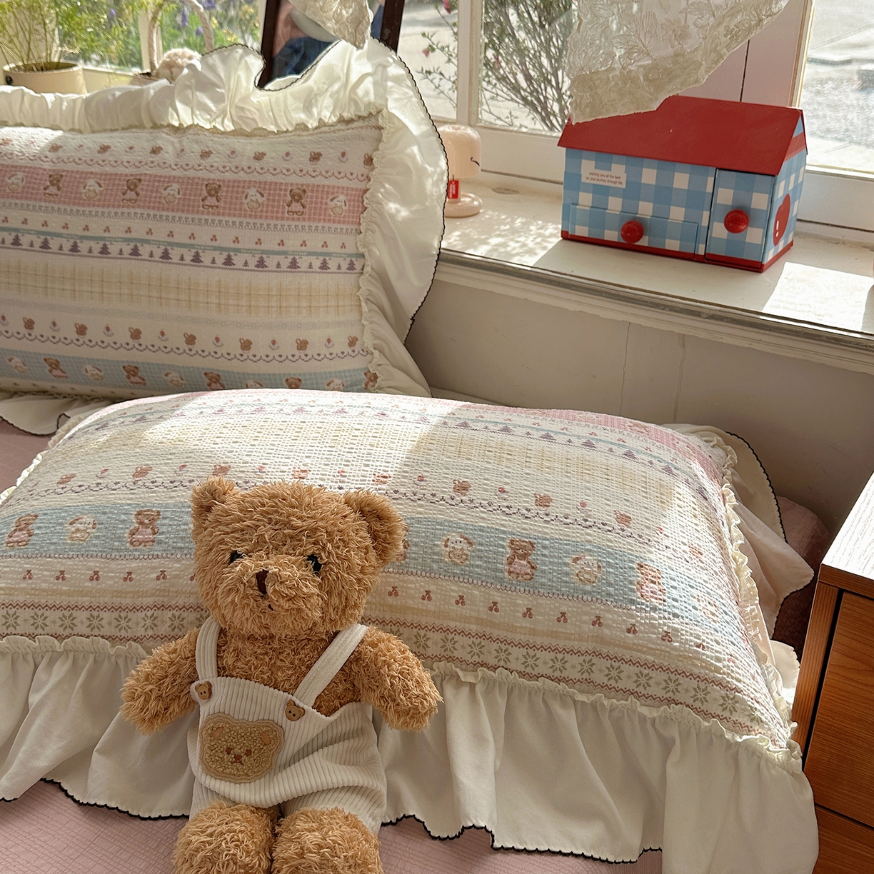 91家纺网 家纺一手货源 找家纺 凯洛奇 2026新款公主风云感泡芙纱花边款四件套 软萌熊