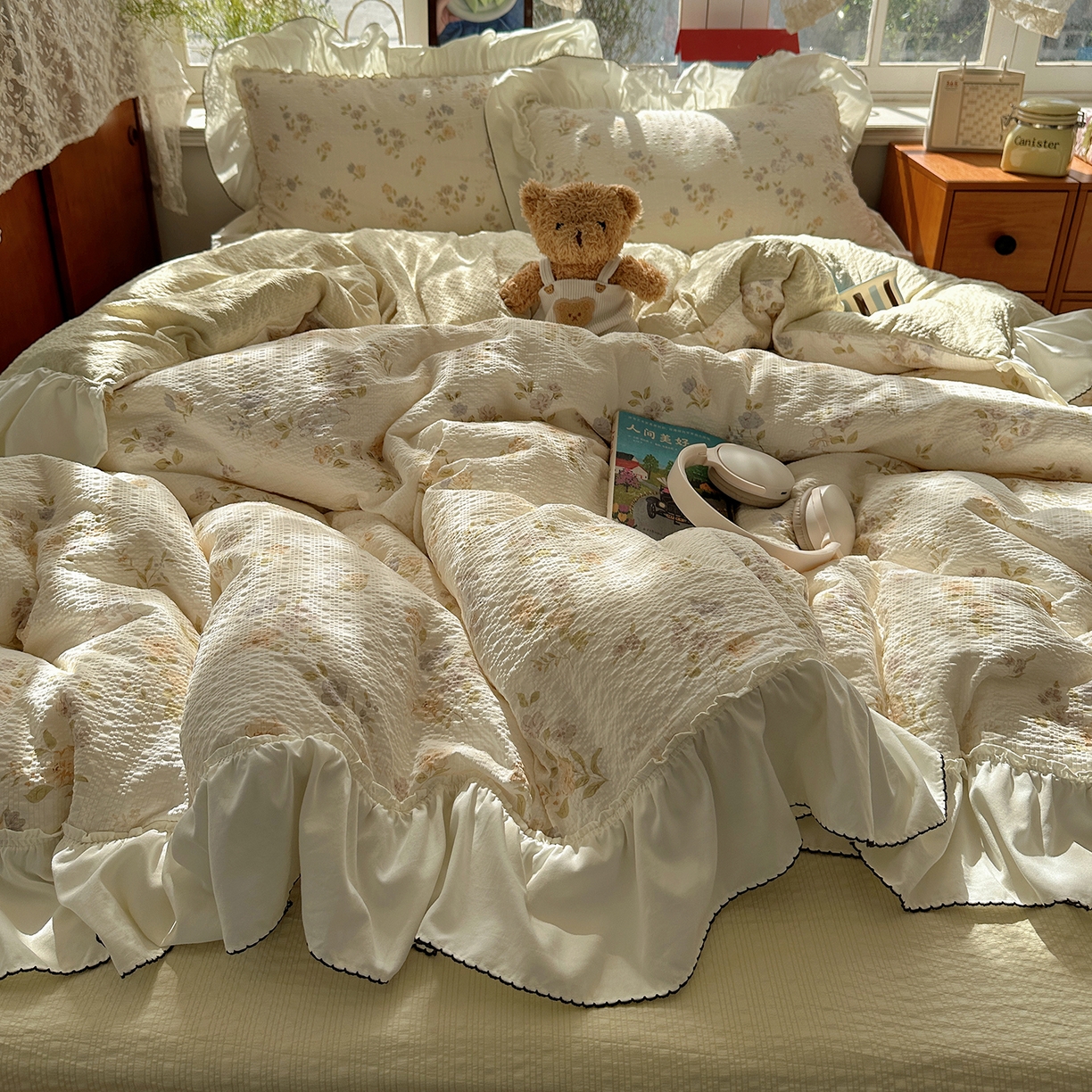 91家纺网 家纺一手货源 找家纺 凯洛奇 2026新款公主风云感泡芙纱花边款四件套 莫兰花