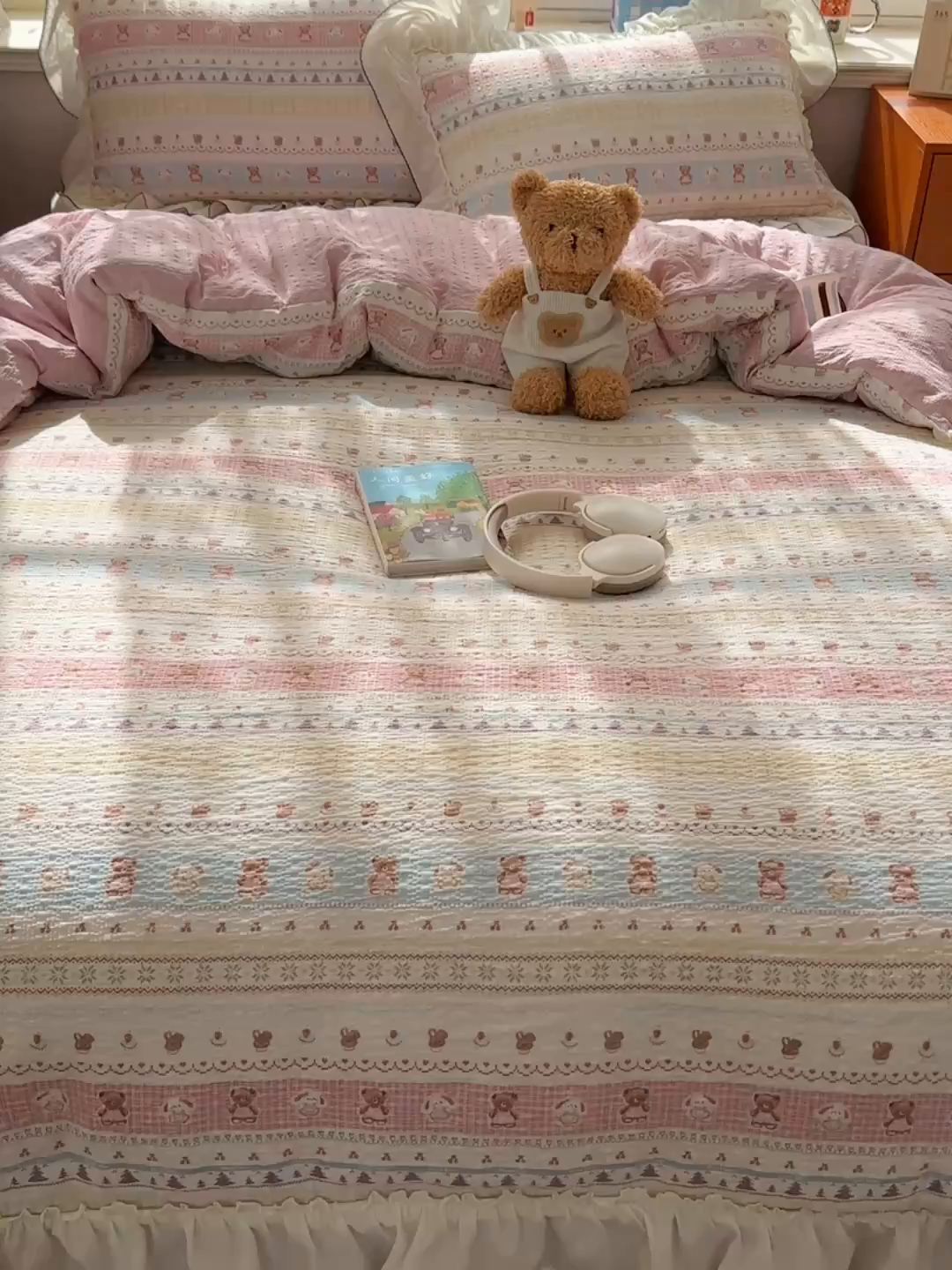 91家纺网 家纺一手货源 找家纺 凯洛奇 2026新款公主风云感泡芙纱花边款四件套 软萌熊