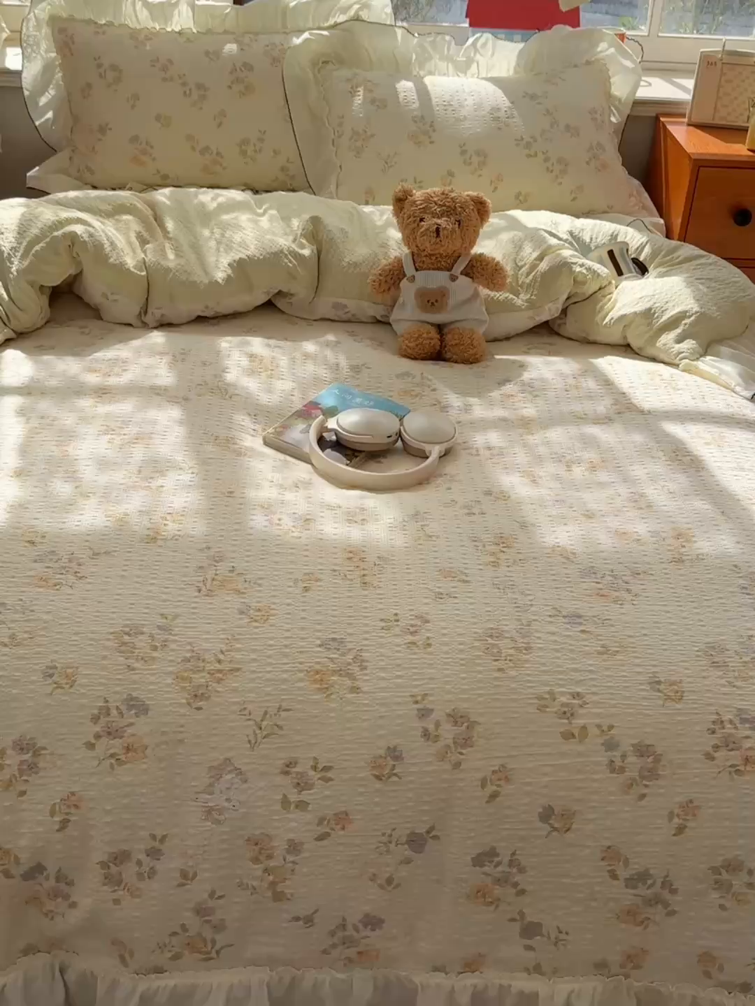 91家纺网 家纺一手货源 找家纺 凯洛奇 2026新款公主风云感泡芙纱花边款四件套 莫兰花