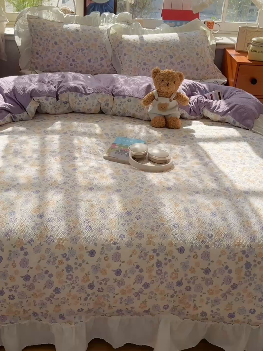 91家纺网 家纺一手货源 找家纺 凯洛奇 2026新款公主风云感泡芙纱花边款四件套 紫花语