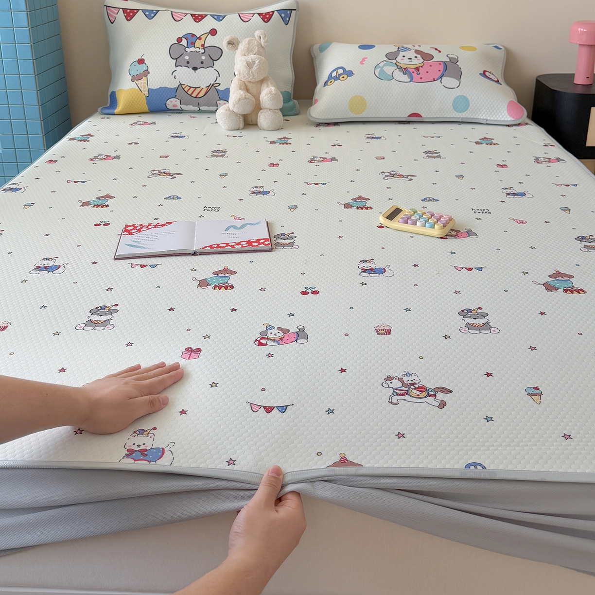 91家纺网 家纺一手货源 找家纺 （总）Sweet dreams甜梦 2026新款A类数码印花凉感豆豆床笠款凉席--小版