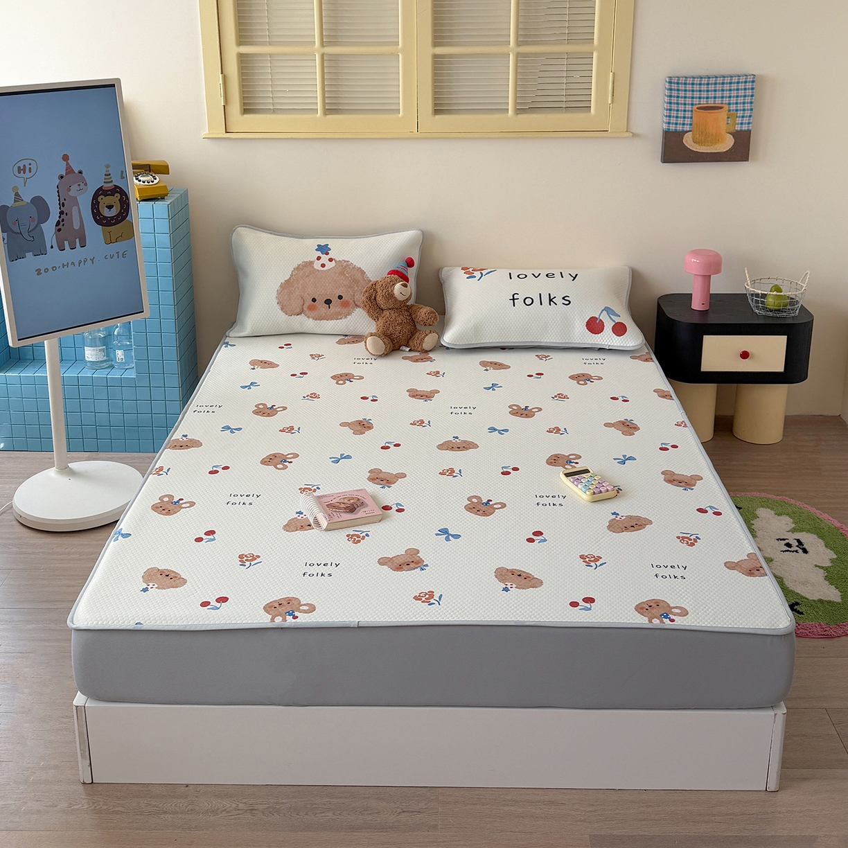 91家纺网 家纺一手货源 找家纺 Sweet dreams甜梦 2026新款A类数码印花凉感豆豆床笠款凉席--小版 蝴蝶结狗狗