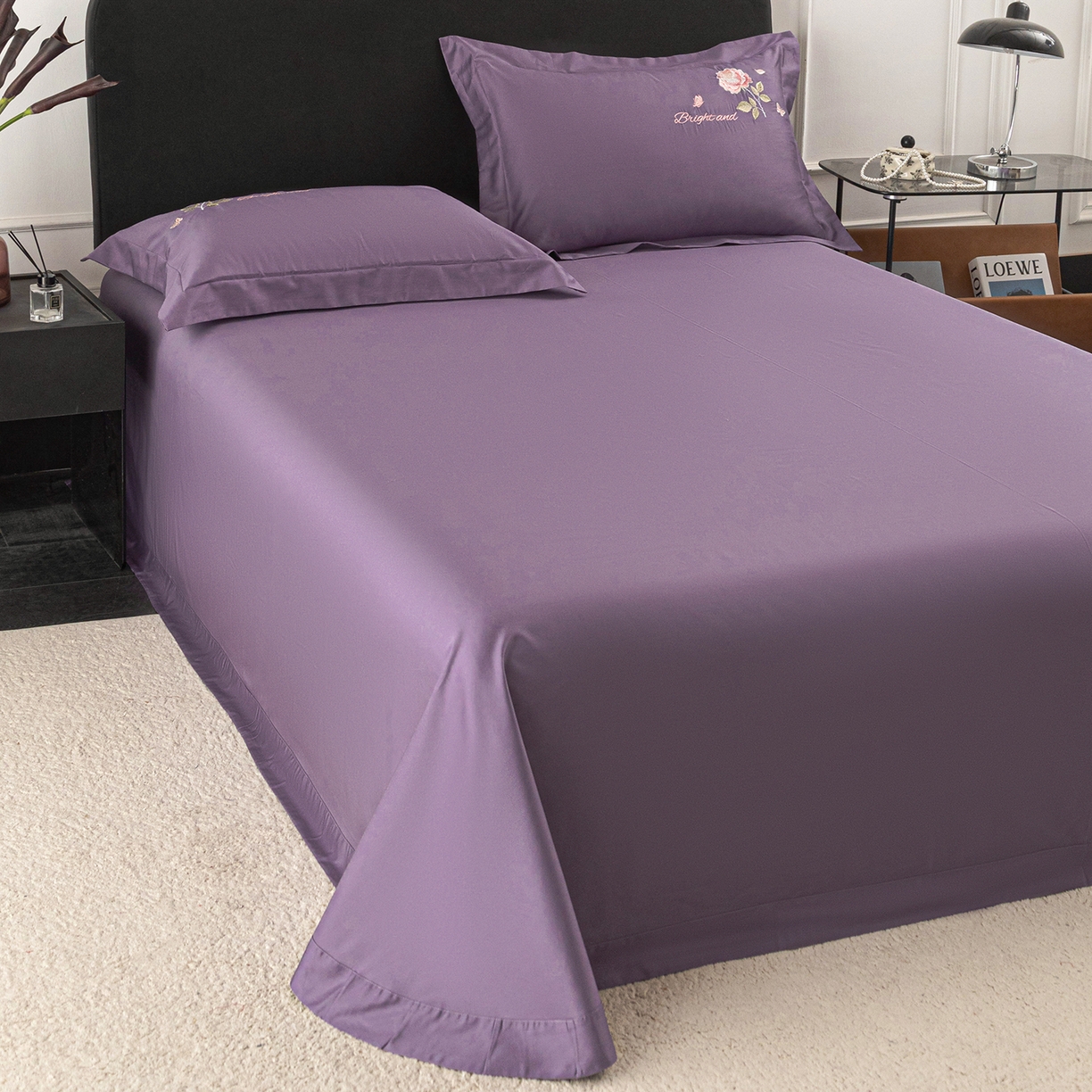 91家纺网 家纺一手货源 找家纺 莉迪娅 2026新款50s双股长绒棉纯色简约绣花床单三件套--玫瑰恋人系列 魅惑紫