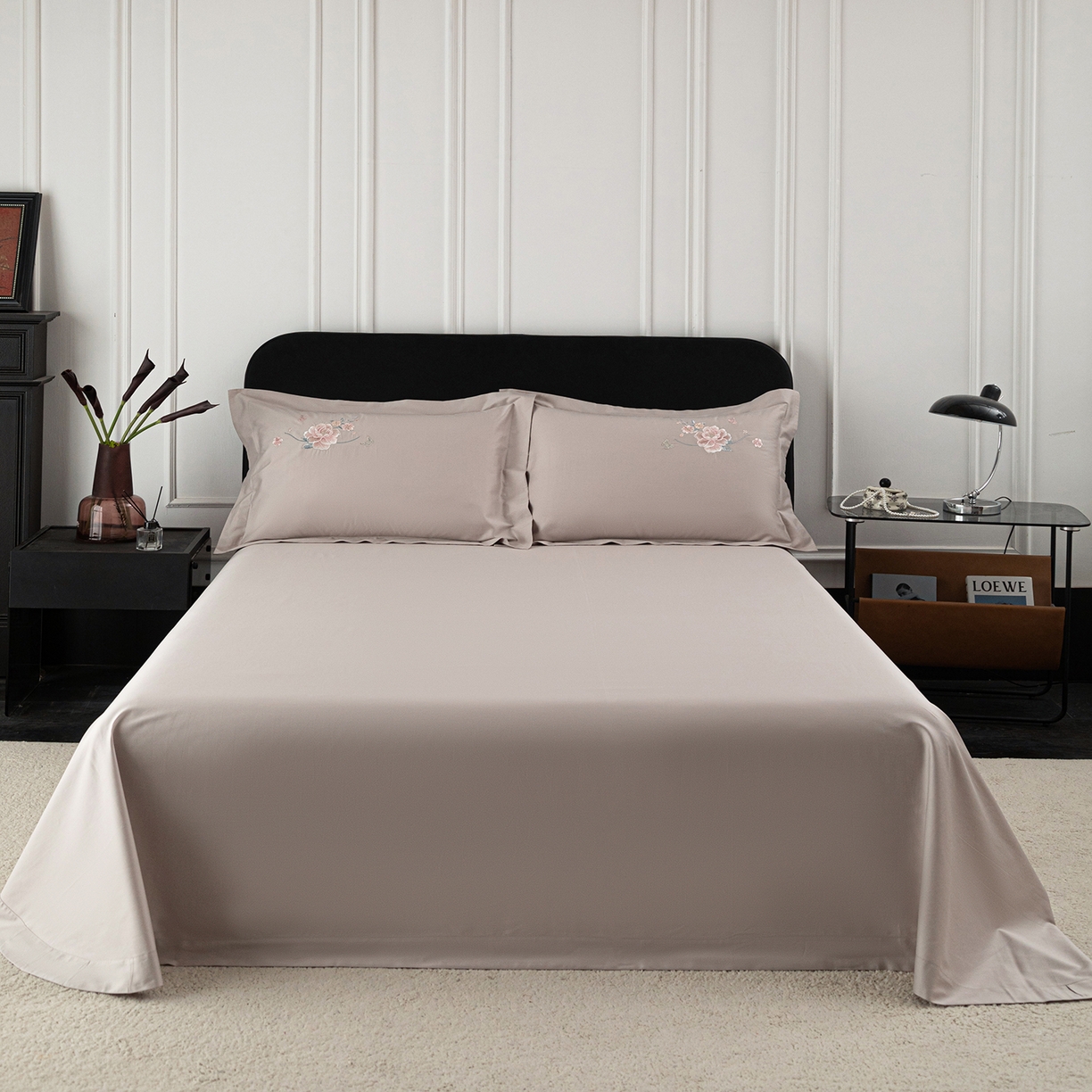 91家纺网 家纺一手货源 找家纺 （总）莉迪娅 2026新款50s双股长绒棉纯色简约绣花床单三件套--花开牡丹系列