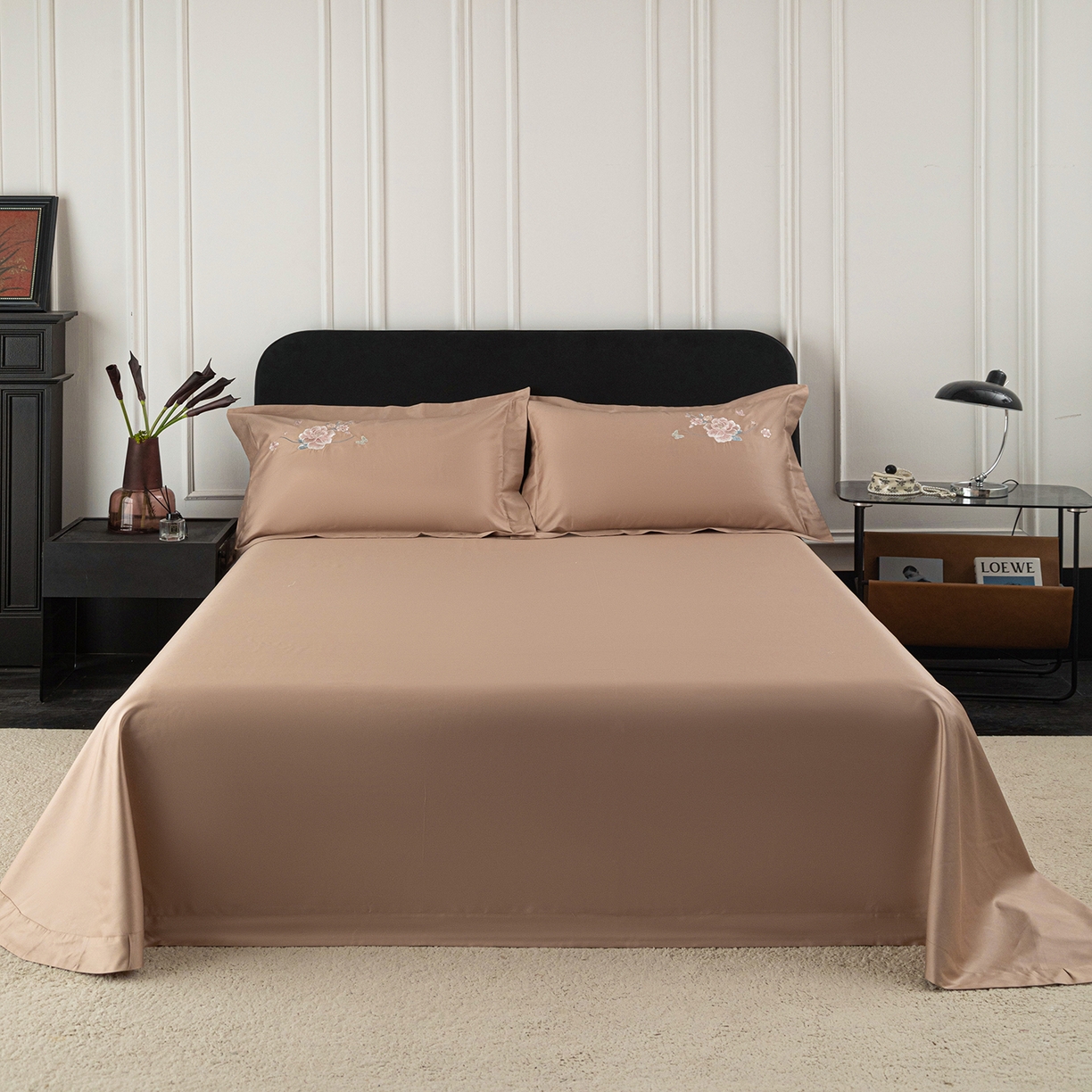 91家纺网 家纺一手货源 找家纺 （总）莉迪娅 2026新款50s双股长绒棉纯色简约绣花床单三件套--花开牡丹系列