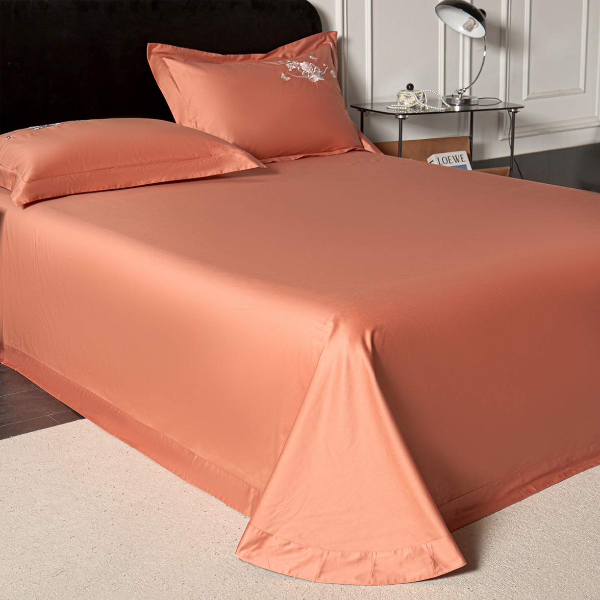 91家纺网 家纺一手货源 找家纺 莉迪娅 2026新款50s双股长绒棉纯色简约绣花床单三件套--花开牡丹系列 爱玛橙牡丹