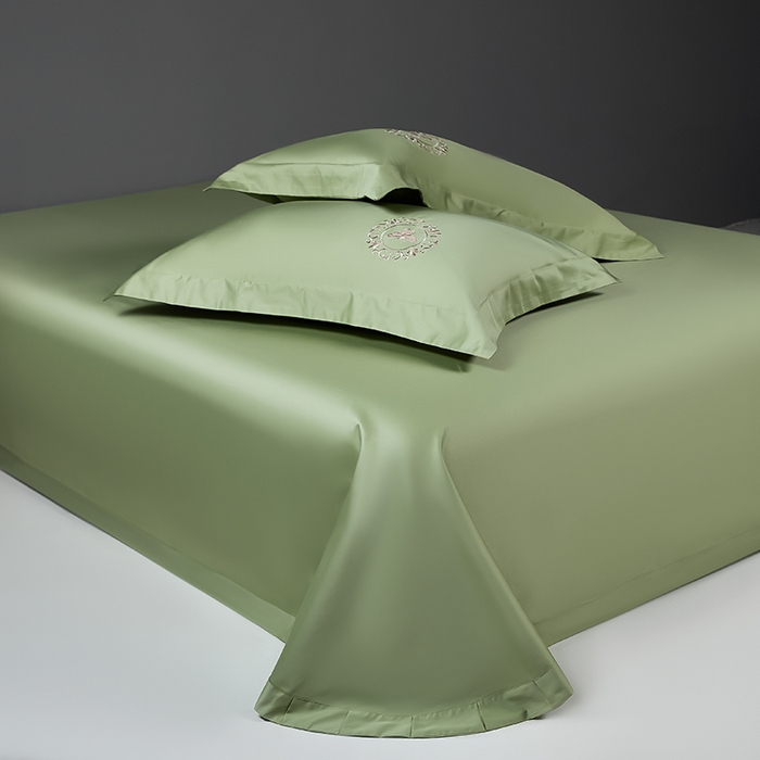 91家纺网 家纺一手货源 找家纺 莉迪娅 2026新款50s双股长绒棉纯色简约绣花床单三件套--小蜜蜂系列 抹茶绿