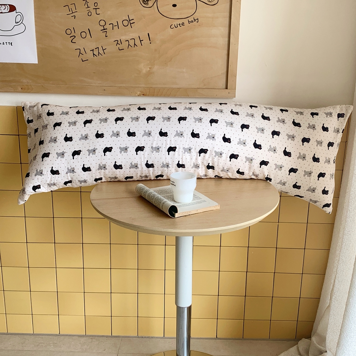 91家纺网 家纺一手货源 找家纺 桃喜 2026新款全棉双层纱巨无霸长抱枕 双层纱长抱枕-波点小黑猫