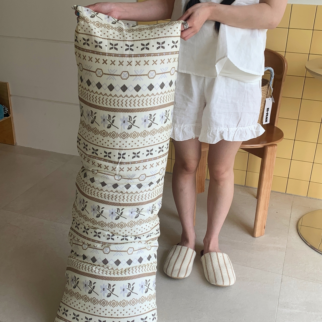 91家纺网 家纺一手货源 找家纺 桃喜 2026新款全棉双层纱巨无霸长抱枕 双层纱长抱枕-复古费尔岛