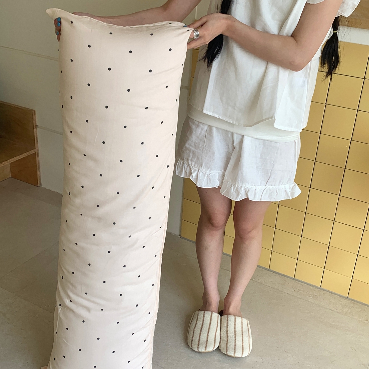 91家纺网 家纺一手货源 找家纺 桃喜 2026新款全棉双层纱巨无霸长抱枕 双层纱长抱枕-赫本粉