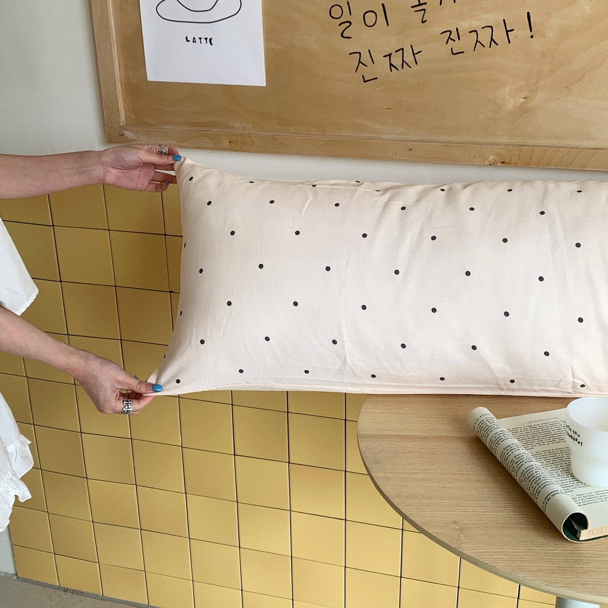 91家纺网 家纺一手货源 找家纺 桃喜 2026新款全棉双层纱巨无霸长抱枕 双层纱长抱枕-赫本粉