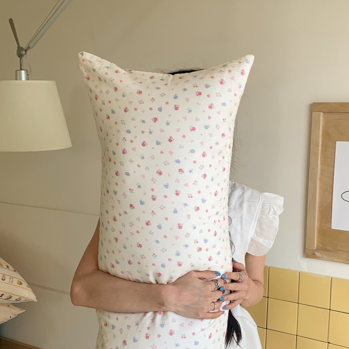 91家纺网 家纺一手货源 找家纺 桃喜 2026新款全棉双层纱巨无霸长抱枕 双层纱长抱枕-浅雾蔷薇