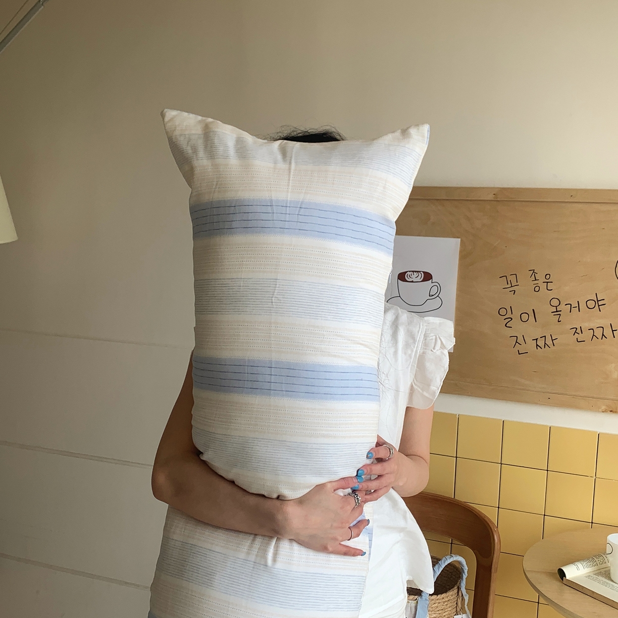 91家纺网 家纺一手货源 找家纺 桃喜 2026新款全棉双层纱巨无霸长抱枕 双层纱长抱枕-晴山