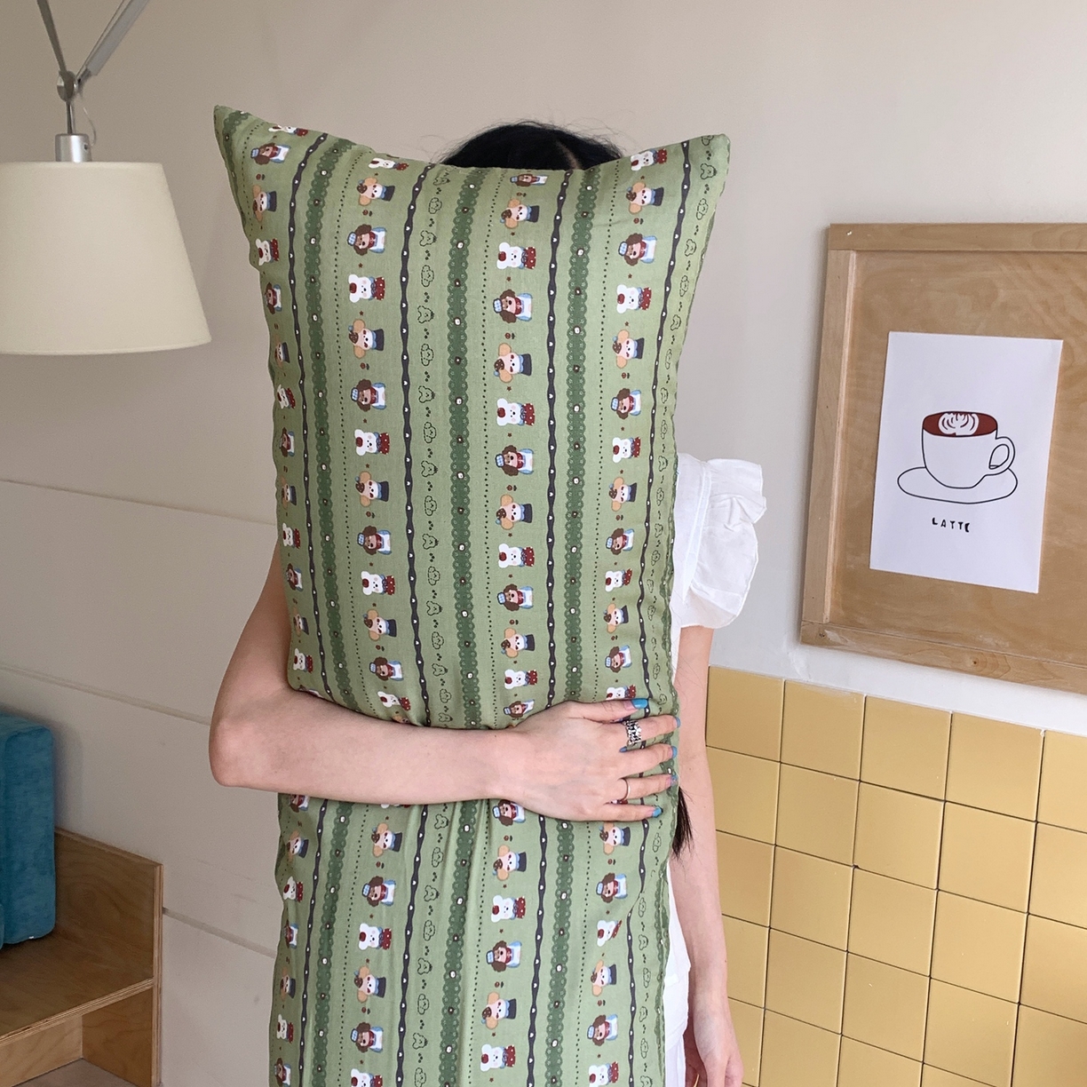 91家纺网 家纺一手货源 找家纺 桃喜 2026新款全棉双层纱巨无霸长抱枕 双层纱长抱枕-森林小狗