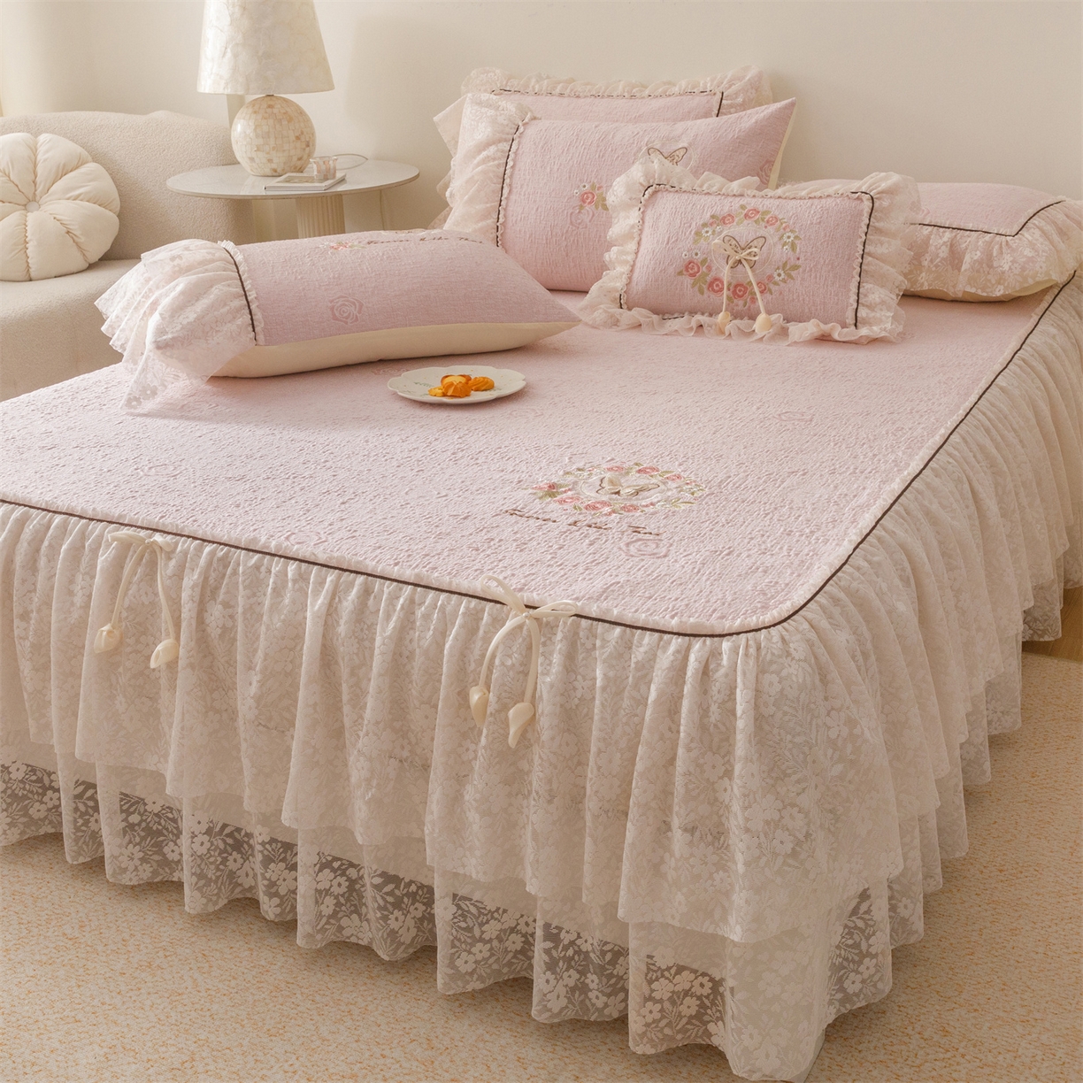 91家纺网 家纺一手货源 找家纺 （总）好儿喜家纺 2026新款软凉席空调软席乙纶凉席床裙可机洗夏被夏凉被空调被四件套-漫夏系列