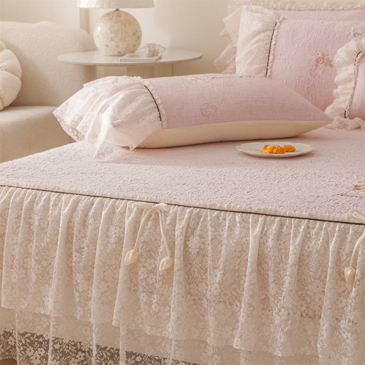 91家纺网 家纺一手货源 找家纺 （总）好儿喜家纺 2026新款软凉席空调软席乙纶凉席床裙可机洗夏被夏凉被空调被四件套-漫夏系列