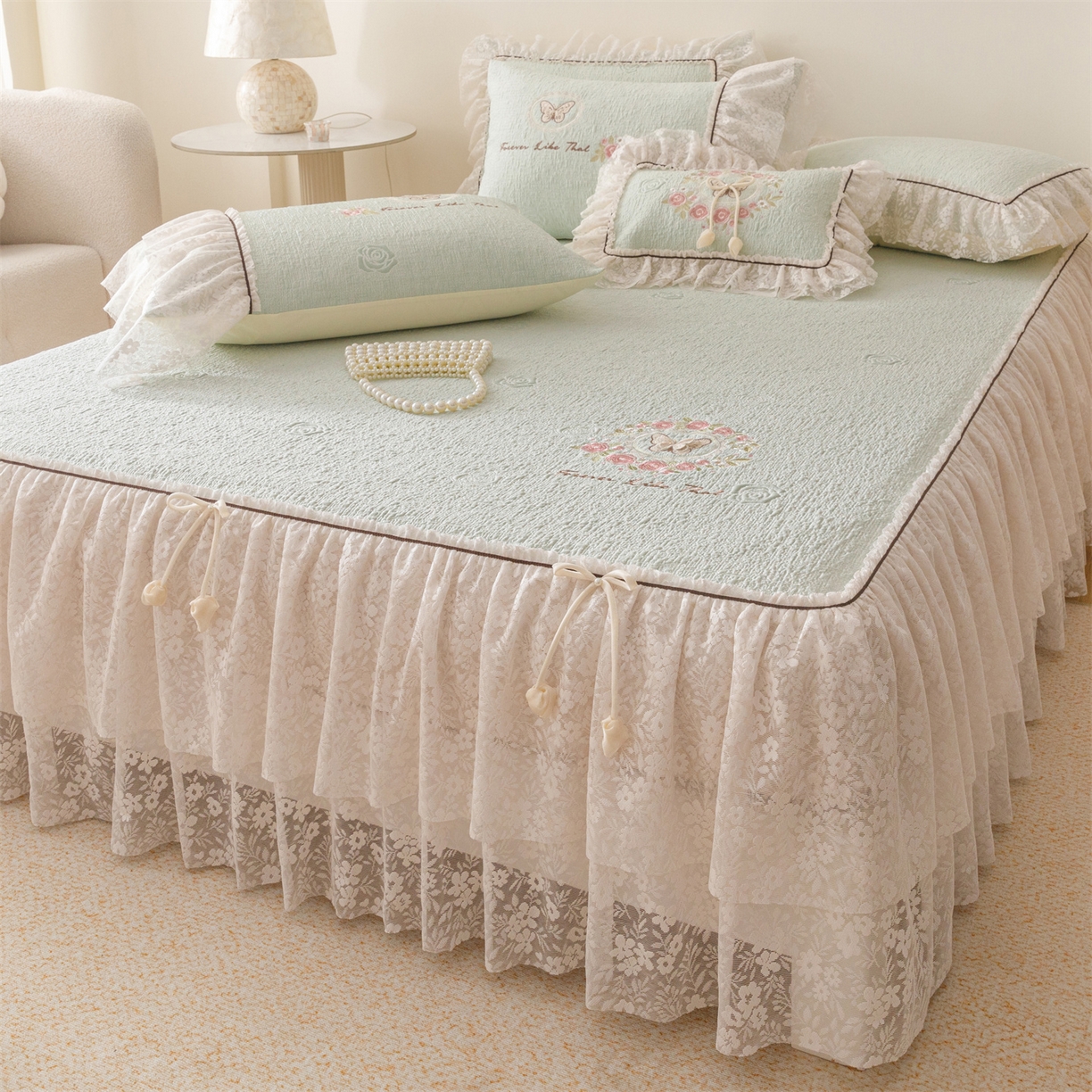 91家纺网 家纺一手货源 找家纺 好儿喜家纺 2026新款软凉席空调软席乙纶凉席床裙可机洗夏被夏凉被空调被四件套-漫夏系列 漫夏-浅绿