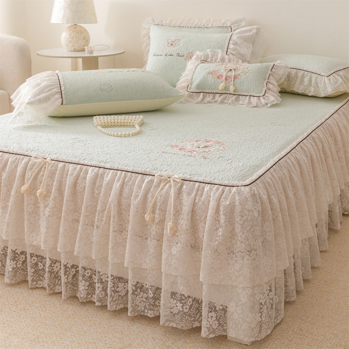 91家纺网 家纺一手货源 找家纺 好儿喜家纺 2026新款软凉席空调软席乙纶凉席床裙可机洗夏被夏凉被空调被四件套-漫夏系列 漫夏-浅绿