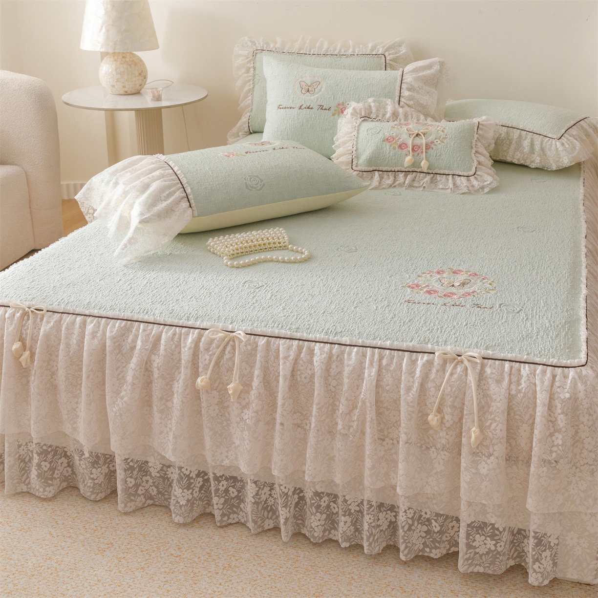 91家纺网 家纺一手货源 找家纺 好儿喜家纺 2026新款软凉席空调软席乙纶凉席床裙可机洗夏被夏凉被空调被四件套-漫夏系列 漫夏-浅绿