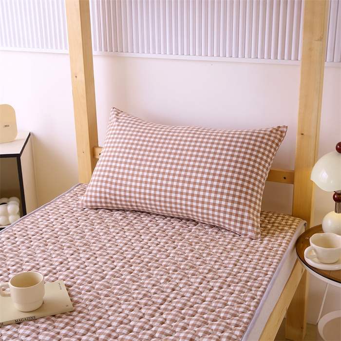 91家纺网 家纺一手货源 找家纺 乐逸家纺 2026新款A类纯棉全棉色织水洗棉床护垫床褥学生宿舍单人出租房专用可水洗床褥软床垫 全棉床褥驼小格