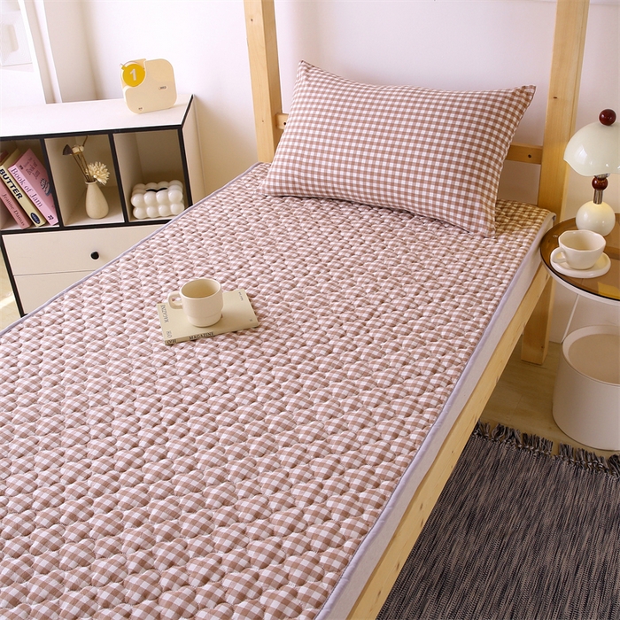 91家纺网 家纺一手货源 找家纺 乐逸家纺 2026新款A类纯棉全棉色织水洗棉床护垫床褥学生宿舍单人出租房专用可水洗床褥软床垫 全棉床褥驼小格