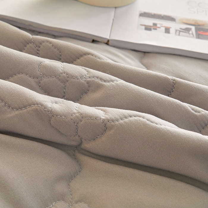 91家纺网 家纺一手货源 找家纺 怡源梦 2026新款幸运草夹棉床裙床裙单品床裙单件 幸运草-灰色