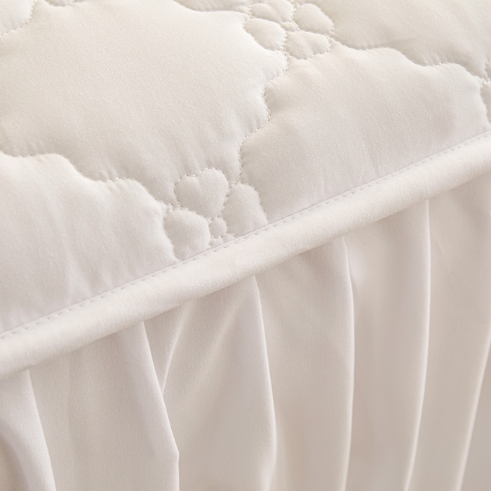 91家纺网 家纺一手货源 找家纺 怡源梦 2026新款幸运草夹棉床裙床裙单品床裙单件 幸运草-纯白