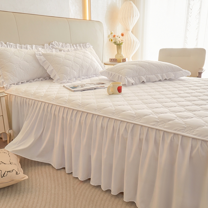 91家纺网 家纺一手货源 找家纺 怡源梦 2026新款幸运草夹棉床裙床裙单品床裙单件 幸运草-纯白