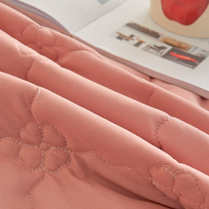 91家纺网 家纺一手货源 找家纺 怡源梦 2026新款幸运草夹棉床裙床裙单品床裙单件 幸运草-豆沙