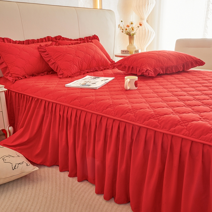 91家纺网 家纺一手货源 找家纺 怡源梦 2026新款幸运草夹棉床裙床裙单品床裙单件 幸运草-大红