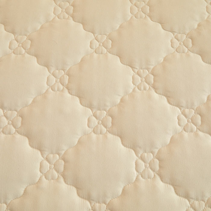 91家纺网 家纺一手货源 找家纺 怡源梦 2026新款幸运草夹棉床裙床裙单品床裙单件 幸运草-米黄