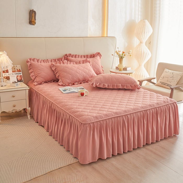 91家纺网 家纺一手货源 找家纺 （总）怡源梦 2026新款幸运草夹棉床裙四件套