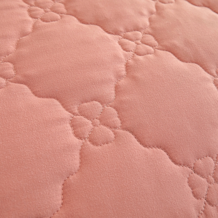 91家纺网 家纺一手货源 找家纺 （总）怡源梦 2026新款幸运草夹棉床裙四件套