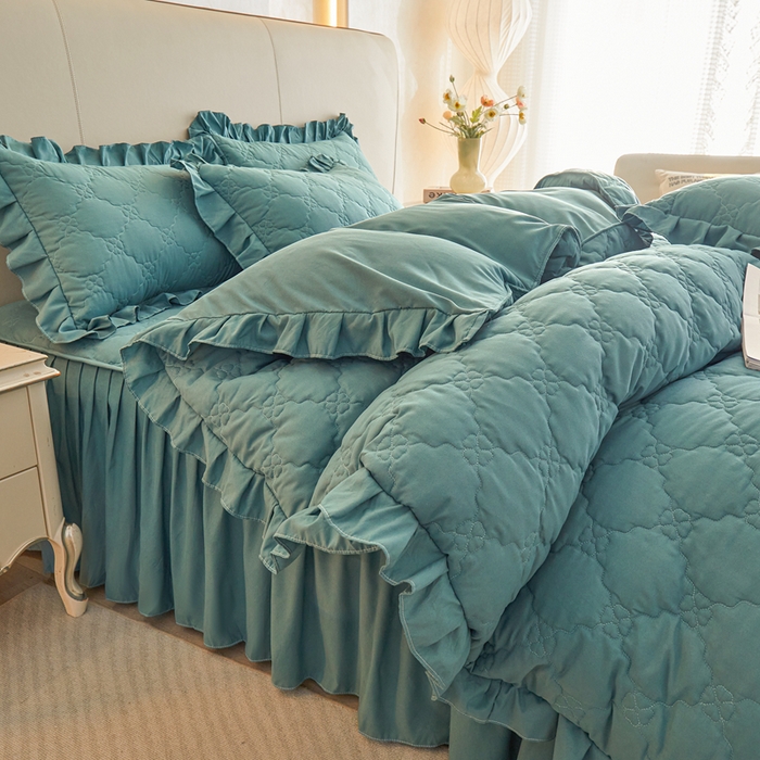 91家纺网 家纺一手货源 找家纺 （总）怡源梦 2026新款幸运草夹棉床裙四件套